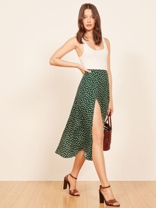 zoe-skirt-basil-1.thumb.jpg.6ef7166bfcb1ee567ce29e4c464fd30d.jpg