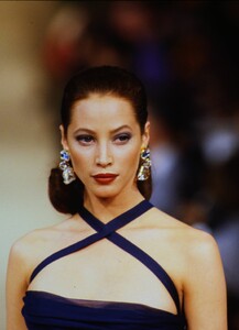 1517512402_ysl-hc-ss-1993(5).thumb.jpg.392d8d1bc0643b05a7db64fd1137ba3e.jpg