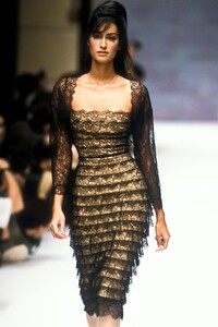 2038993590_HerveLeger1996WomenRTW13.thumb.jpg.7885b90ce0c7c90f038425ea0127f272.jpg