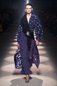 Cara Taylor Givenchy Fall 2020 RTW PFW 2.jpg