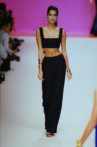 897883666_YvesSaintLaurent1996SS(11).thumb.jpg.f8440b65620d4b5225bc19bd1f25d6c5.jpg