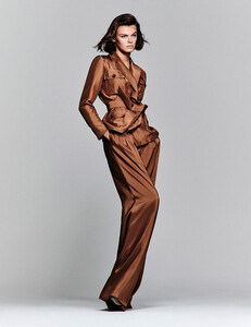 Cara-Taylor-Max-Mara-SS20-01.thumb.jpg.dec15150bfcc9c7bfeab0ed6f6295869.jpg