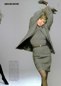 Neocouture_Bailey_Vogue_Italia_July_August_1987_06.thumb.png.1637f5f461e0d2155f594739aaf4d104.png