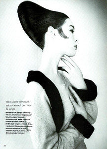 Nuovo_Versante_Testino_Vogue_Italia_July_August_1987_05.thumb.png.c27eb3e689f260b485d46119dabbf4ca.png