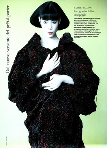 Nuovo_Versante_Testino_Vogue_Italia_July_August_1987_06.thumb.png.7c44d3e2f613f6e646cc653d9cbd9937.png