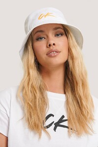 calvin_klein_logo_bucket_hat_1278-000606-7731_02l.jpg