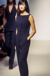 jil-sander-ss-1993-6.thumb.jpg.13d34460db77367640dcc48b05e807d5.jpg