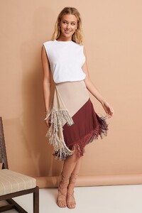 safari_fringe_detail_skirt_1018-005249-0005_01c.jpg