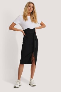 trendyol_belt_detailed_midi_skirt_1494-002926-0002_05c_r.jpg