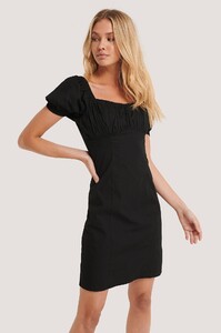 trendyol_square_collar_mini_dress_1494-003066-0002_03j.jpg