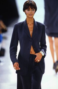 1041352059_donna-karan-ss-1994(22).thumb.jpg.2d99ba8a6f4d3afac901a3b5f9c1d05a.jpg