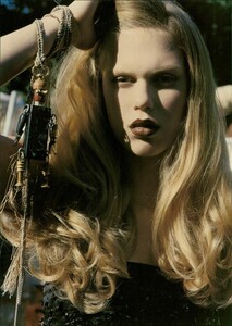 ARCHIVIO - Vogue Italia (September 2004) - Great Dash - 005.jpg