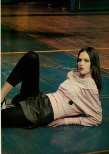 ARCHIVIO - Vogue Italia (March 2004) - A Cool Story - 010.jpg