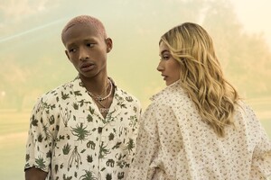 hailey-bieber-jaden-smith-levis-campaign-spring-2020 (20).jpg