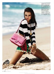 Elle US - 2011 10-350.jpg