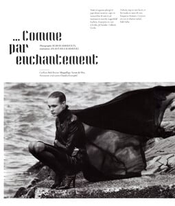 TOP.FASON.RU - Vogue Paris (August 2002) - Comme par enchantement - 001.jpg