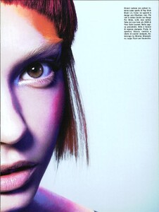 ARCHIVIO - Vogue Italia (January 2008) - Manga Style - 004.jpg