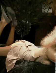 ARCHIVIO - Vogue Italia (March 2004) - The Dream And The Fancy - 003.jpg