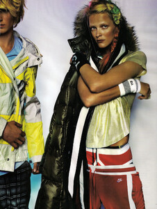 Vogue UK (November 2009) - Style Hunter - 008.jpg