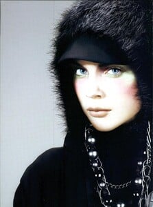 ARCHIVIO - Vogue Italia (September 2007) - Beauty - 006.jpg