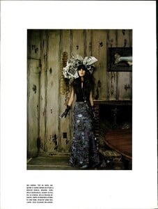 ARCHIVIO - Vogue Italia (February 2006) - Clothes That Charm - 013.jpg