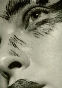 ARCHIVIO - Vogue Italia (August 2004) - Atelier Maquillage - 010.jpg