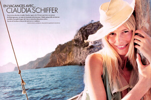 Claudia Schiffer ELLE France July 26, 2006 ph-Sylvie Lancrenon 002.jpg