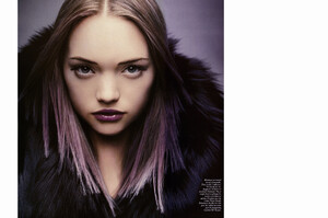 Vogue_França_Agosto2004_phCraigMcDean_GemmaWard_07.jpg