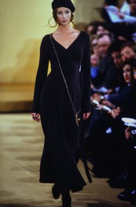 1797294948_donna-karan-fw-1993(15).thumb.jpg.7a8d9a806b460a74bca48e6c18ef87ee.jpg