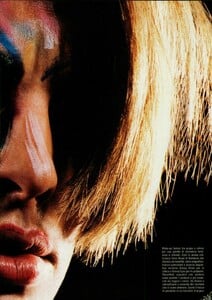 ARCHIVIO - Vogue Italia (August 2004) - Atelier Maquillage - 009.jpg