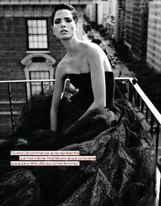 Elle France #3443 (December 23, 2011) - Top Révolution - 004.jpg