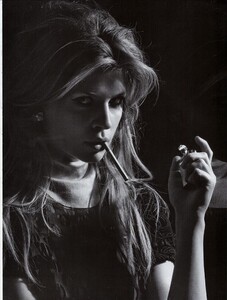 ARCHIVIO - Vogue Italia (August 2008) - Clémence Poésy - 006.jpg