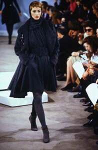 224883405_christy-donna-karan-fw-1990(3).thumb.jpg.8f29f9f5119e97c9701d64793230f29f.jpg