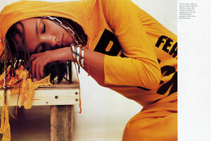 TOP.FASON.RU - Vogue Paris (June-July 2002) - Prête à tout - 007.jpg