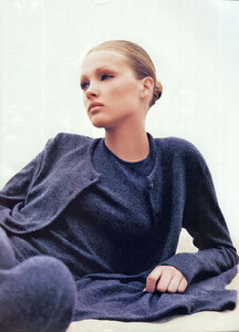 Harper's Bazaar US (September 1996) - Pure & Simple - 002.jpg