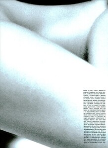 ARCHIVIO - Vogue Italia (March 2003) - Body Sculpture - 006.jpg