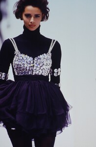 496224568_dolce-gabbana-fw-1991(9).thumb.jpg.8e0c8bd635d84ffe31ffdca72dc6da11.jpg