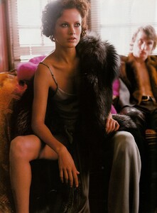 Vogue Italia (December 1997) - Furs Furs - 013.jpg