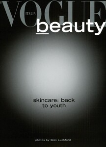 ARCHIVIO - Vogue Italia (October 2002) - Skincare Back To Youth - 001.jpg