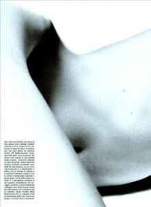 ARCHIVIO - Vogue Italia (March 2003) - Body Sculpture - 009.jpg