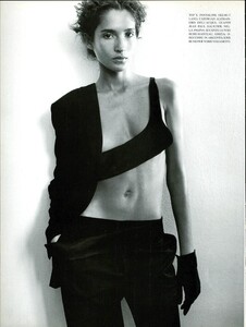 ARCHIVIO - Vogue Italia (January 1997) - Black's New Wave - 007.jpg