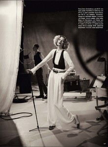 872473321_voguegermany2013feb9.thumb.jpg.bc96daddb95cc26265d0d8d9f1dc0cd4.jpg