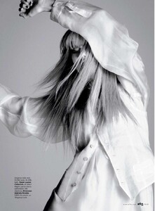 Elle US - 2010 04-253.jpg