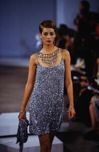 98098927_christy-donna-karan-fw-1990(2).thumb.jpg.4691ba1ed60d7c59a9e197817fbe6820.jpg