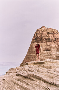 DIAMOND-EYES-Spell-The-Gypsy-Collective-April-18-Zoi-Aggeliki-Mantazkanis-by-Graham-Dunn-at-Amangiri53.jpg