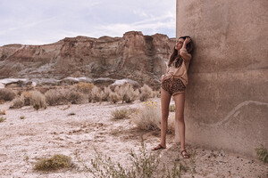 DIAMOND-EYES-Spell-The-Gypsy-Collective-April-18-Zoi-Aggeliki-Mantazkanis-by-Graham-Dunn-at-Amangiri60.jpg