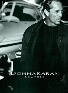 Donna_Karan_Spring_Summer_1994_01.thumb.png.5685ce0b88b4c30e45a38648d1d473d0.png