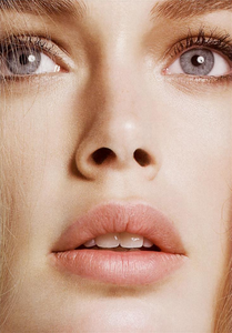 Meisel_Vogue_Italia_February_2005_02.thumb.png.5c62a181d153554607a5b53d126cde6e.png