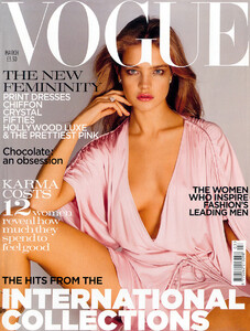 VogueUK-March2004-cov-phMarioTestino-NataliaVodianova.jpg