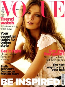 achAT_vogue-uk_2009-05_cover.jpg